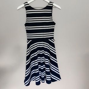 Everly white and navy stripe sundress